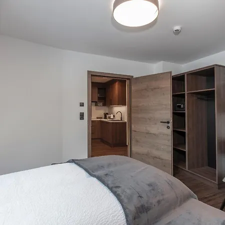 Home4you Apartament *